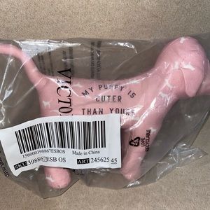 VICTORIAS SECRET PINK dog